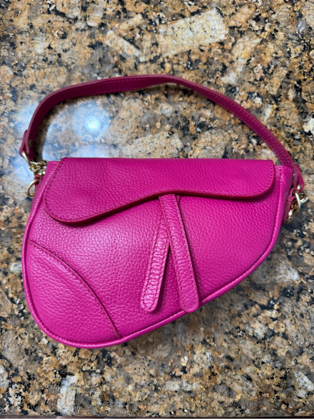 Women's Pink Saddle Shoulder Bag - Unbranded; all leather from Italy